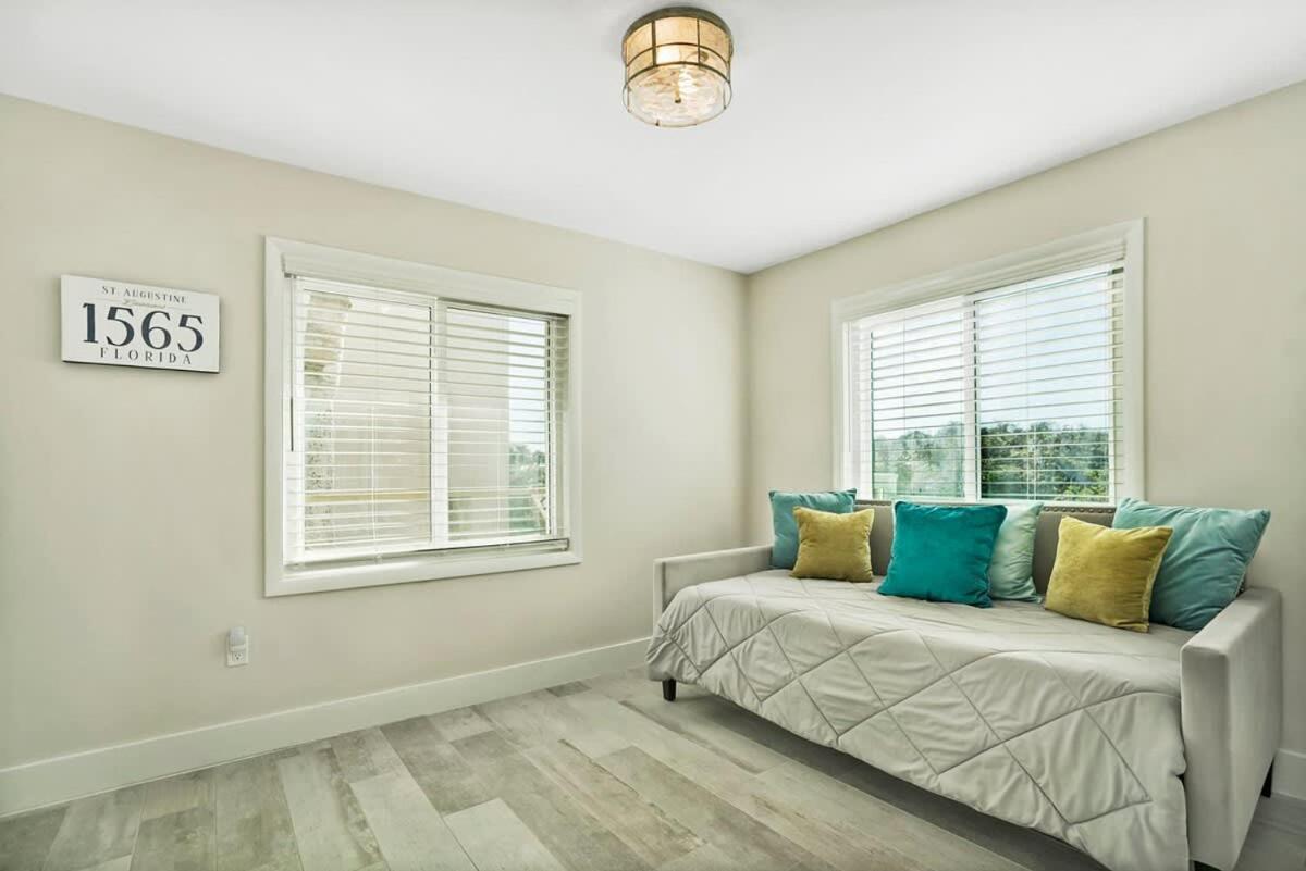 Ocean Views Retreat! Renovated Apt With Beach Bikes! เซนต์ออกัสติน ภายนอก รูปภาพ