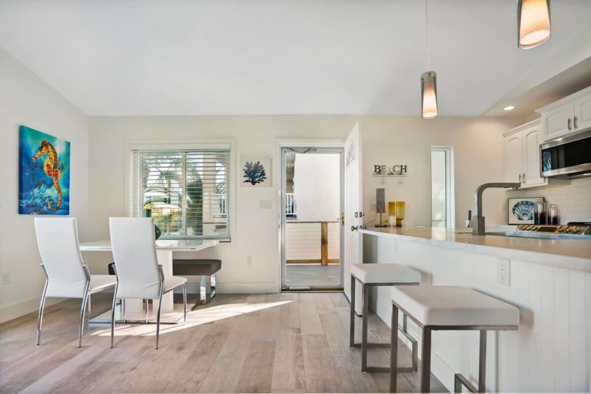 Ocean Views Retreat! Renovated Apt With Beach Bikes! เซนต์ออกัสติน ภายนอก รูปภาพ